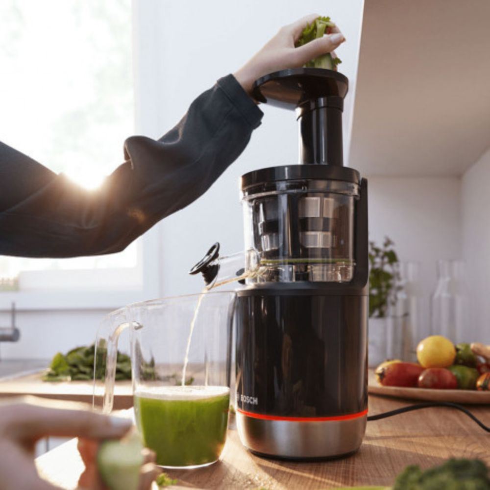 Extractor De Jugos Lento Bosch VitaExtract 150 W Color Negro Acero Inoxidable