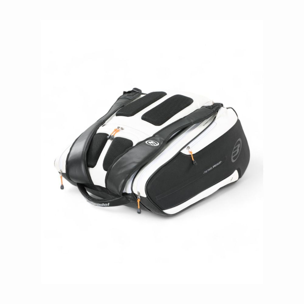 Paletero Bullpadel Hack Blanco BPP25012