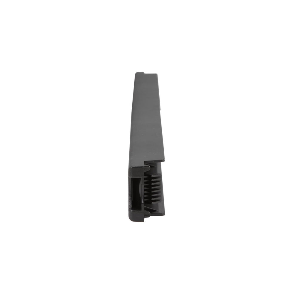 Caja de 10 Pieza APC Panel de Obturación 19"  Sin Herramienta  APCAR8136BLK