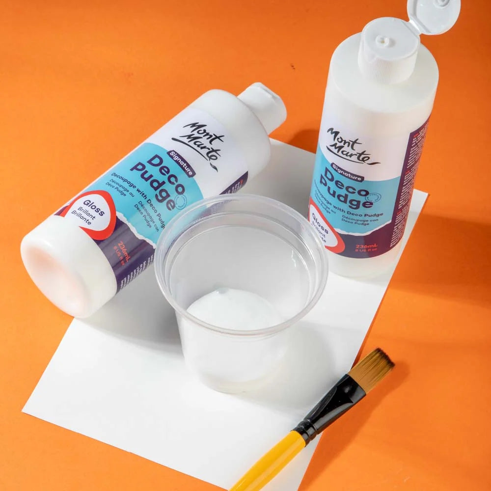 Pegamento y Barniz Junto MontMarte Signature Deco Pudge Gloss acabado Brillante de 236ml MACR0051